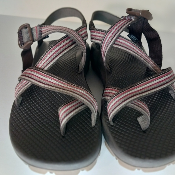 CHACO Like New Vibrant Women's Size 8W Brown and Gray Sandals - Picture 3 of 10